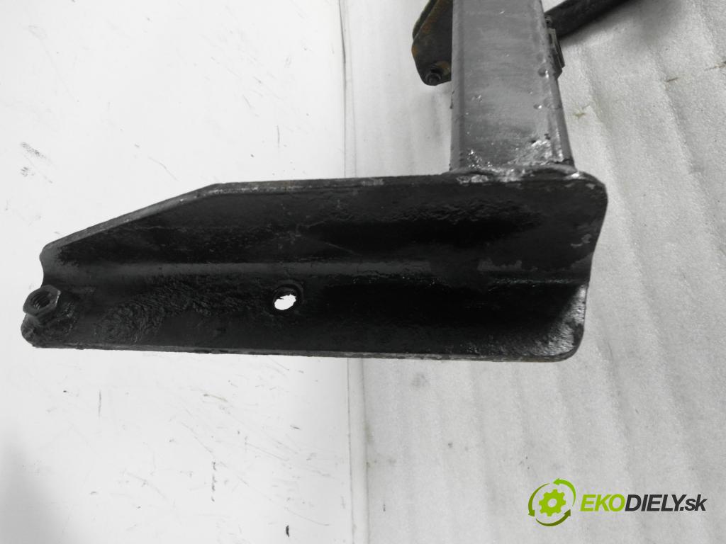 VW GOLF III (1H1) HB 1993 47,00 1.9 D 64 1896,00 Hák