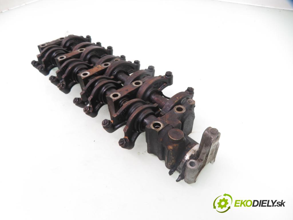 HONDA CIVIC VII Hatchback (EU, EP, EV) HB 2002 66,00 1.4 iS (EP1) - D14Z5 1396,00 Klávesnica