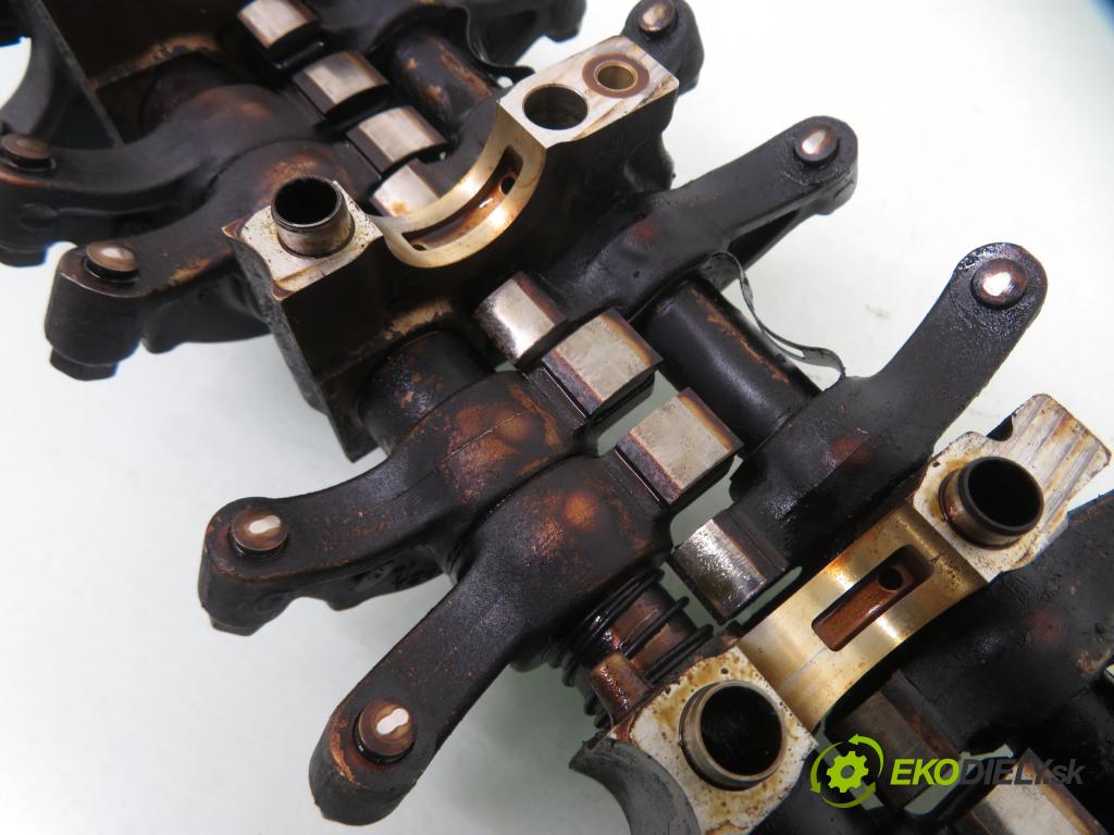 HONDA CIVIC VII Hatchback (EU, EP, EV) HB 2002 66,00 1.4 iS (EP1) - D14Z5 1396,00 Klávesnica