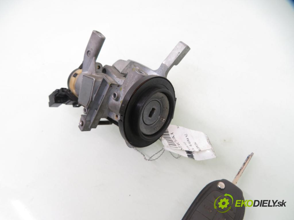 VOLVO S40 I (VS) SEDAN 2003 90,00 1.8 - B 4184 S2 1783,00 spinačka 36380100 (Spínacia skrinka)