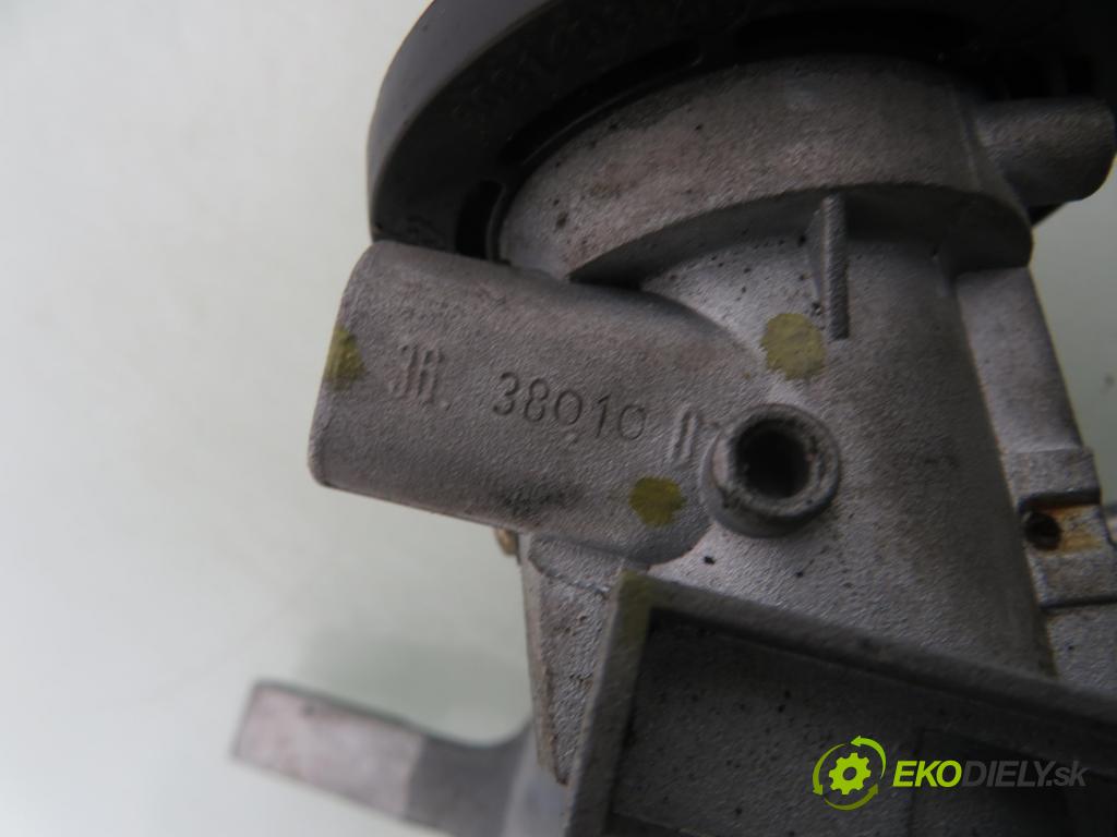 VOLVO S40 I (VS) SEDAN 2003 90,00 1.8 - B 4184 S2 1783,00 spinačka 36380100 (Spínacia skrinka)