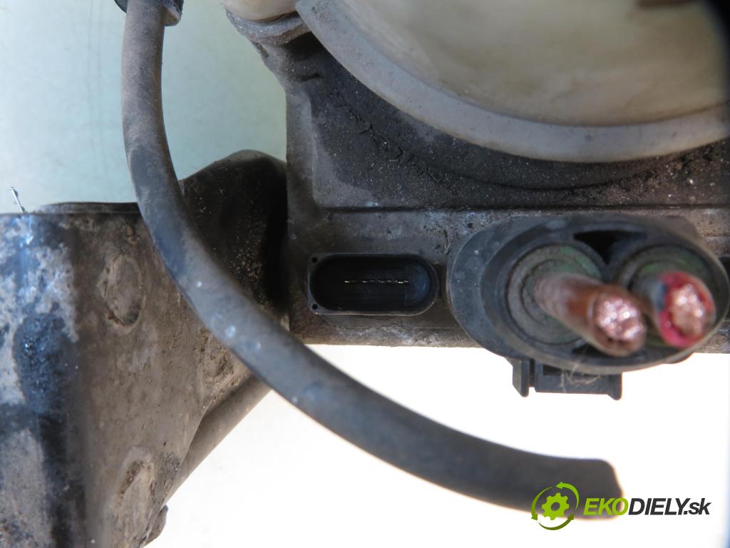 SKODA FABIA I (6Y2) HB 2002 44,00 1.4 - AZF 1397,00 Pumpa servočerpadlo 6Q0423371A ; 6Q0423155R