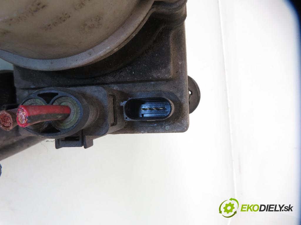 SKODA FABIA I (6Y2) HB 2002 44,00 1.4 - AZF 1397,00 Pumpa servočerpadlo 6Q0423371A ; 6Q0423155R