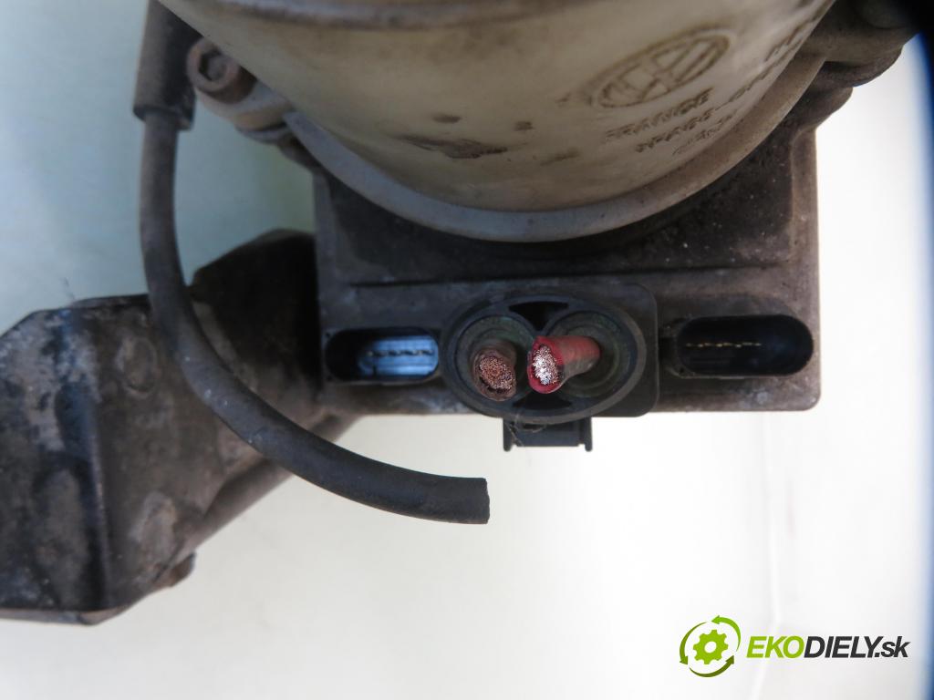 SKODA FABIA I (6Y2) HB 2002 44,00 1.4 - AZF 1397,00 Pumpa servočerpadlo 6Q0423371A ; 6Q0423155R