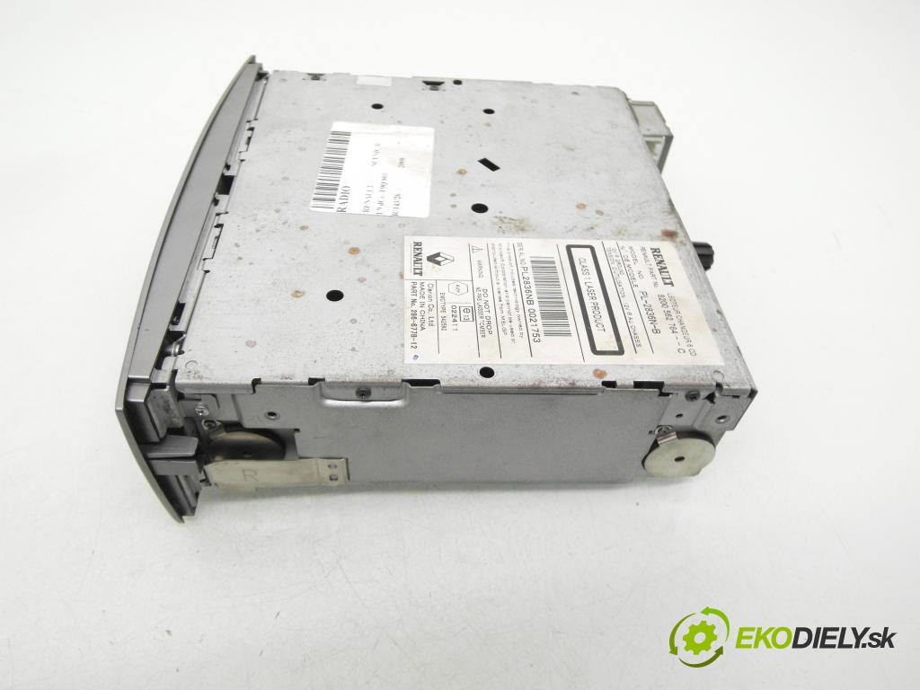 RENAULT SCENIC II (JM0/1_) MINIVAN 2008 96,00 1.9 dCi - F9Q 803 1870,00 RADIO CD 8200562764C