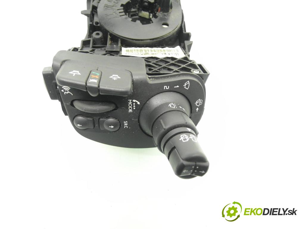 RENAULT SCENIC II (JM0/1_) MINIVAN 2008 96,00 1.9 dCi - F9Q 803 1870,00 páčka/prepínač 8200127740 ; 618500093