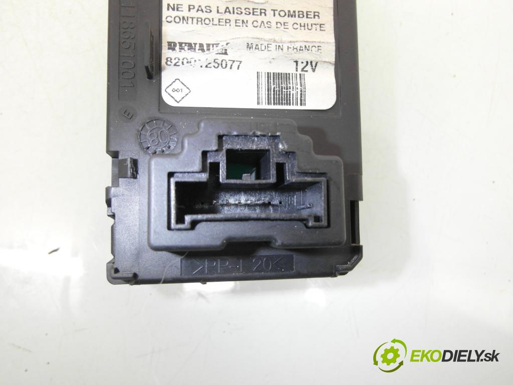 RENAULT SCENIC II (JM0/1_) MINIVAN 2008 96,00 1.9 dCi - F9Q 803 1870,00 čítač KARTY: S118539002E ; 8200125077