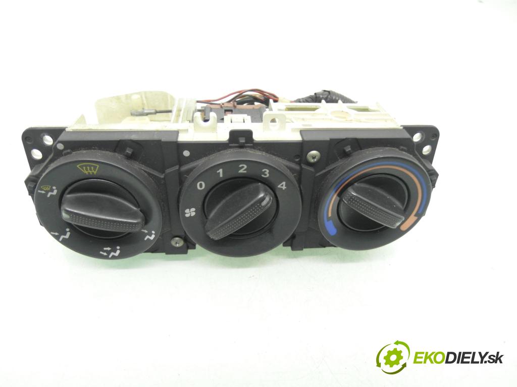 HONDA CIVIC VII Hatchback (EU, EP, EV) HB 2002 66,00 1.4 iS (EP1) - D14Z5 1396,00 Panel kúrenia 79500S6DG010M1 ; 3P26030700