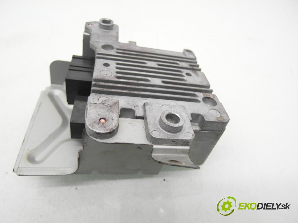 HONDA CIVIC VII Hatchback (EU, EP, EV) HB 2002 66,00 1.4 iS (EP1) - D14Z5 1396,00 Riadiaca jednotka servočerpadlo 39980S5SG011M1 ; HS5AXYE070M1 (Riadiaca jednotka)