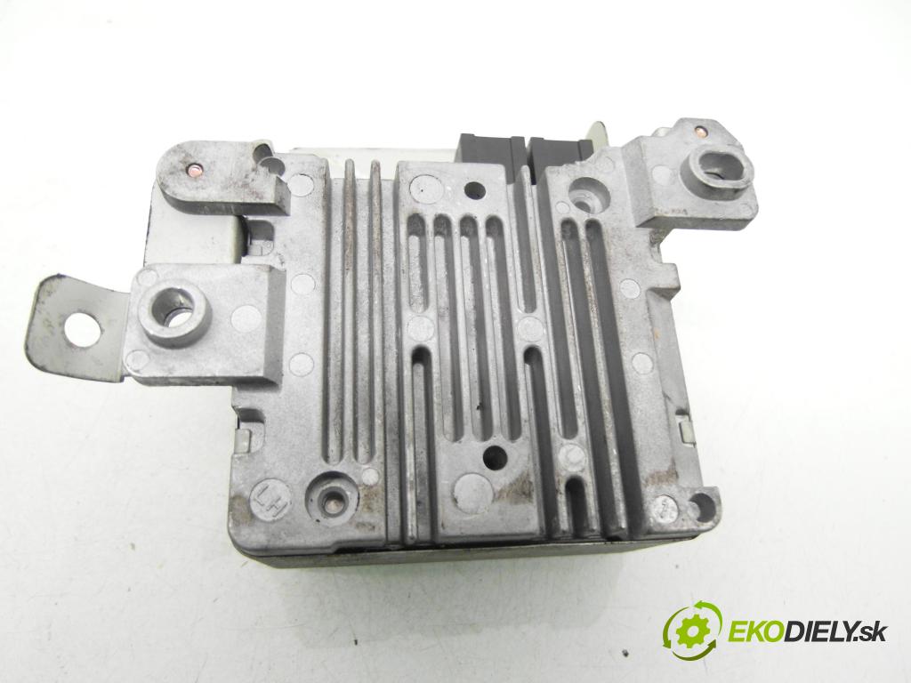 HONDA CIVIC VII Hatchback (EU, EP, EV) HB 2002 66,00 1.4 iS (EP1) - D14Z5 1396,00 Riadiaca jednotka servočerpadlo 39980S5SG011M1 ; HS5AXYE070M1 (Riadiaca jednotka)