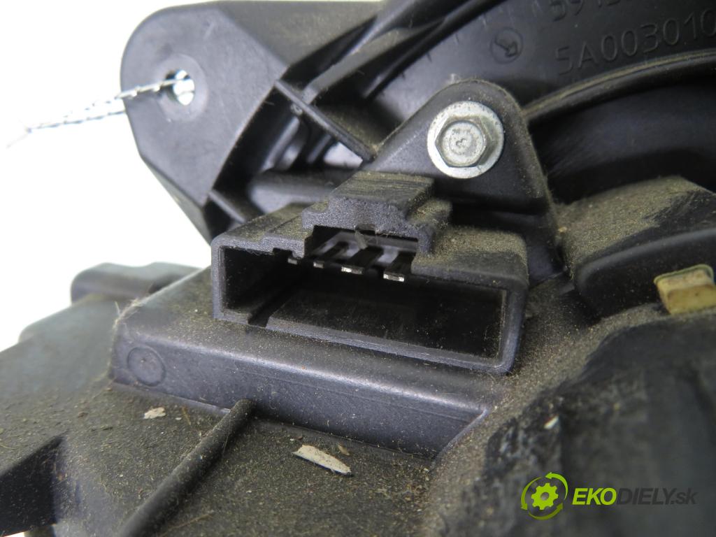 FIAT BRAVO II (198_) HB 2008 88,00 1.9 D Multijet - 192 A8.000 1910,00 Ventilátor vetráku 591530800 ; 5A0030100