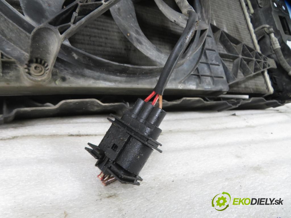 VW POLO (9N_) HB 2006 51,00 1.4 TDI - BNM 1422,00 Držiak predný 6Q0806563 ; 6Q0121207