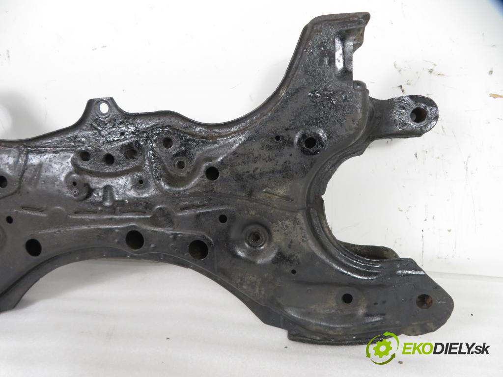 TOYOTA COROLLA Verso (_E12_) MINIVAN 2004 99,00 1.8 VVT-i 135 (ZZE122_) - 1ZZ-FE 1794,00 predný 