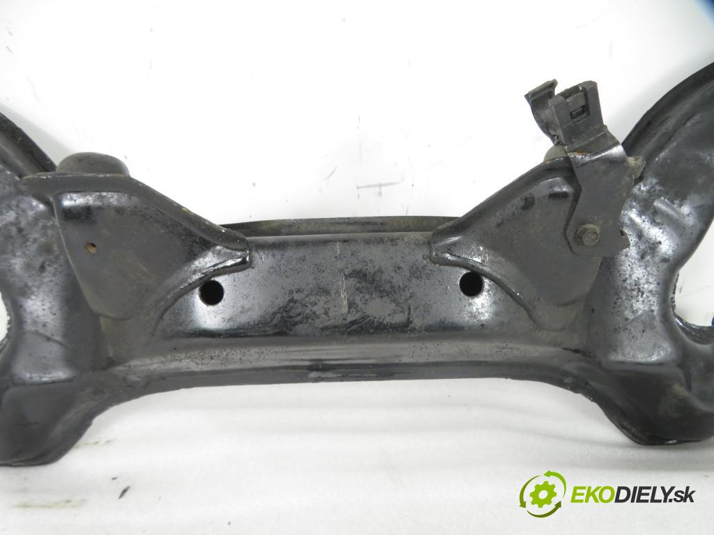 NISSAN PRIMERA Traveller (WP11) KOMBI 1999 66,00 2.0 TD - CD20T 1974,00 predný