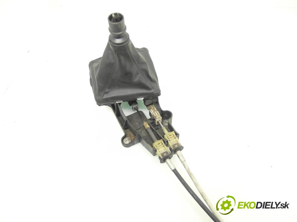 OPEL VECTRA C (Z02) LIFTBACK 2004 74,00 2.0 DTI 16V 101 - Y 20 DTH 1995,00 ZVEDÁK: 24465793