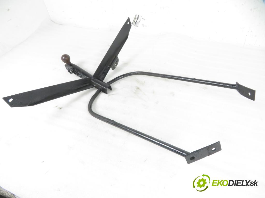 FIAT 126 (126_) FASTBACK 1991 18,00 650 652,00 Hák