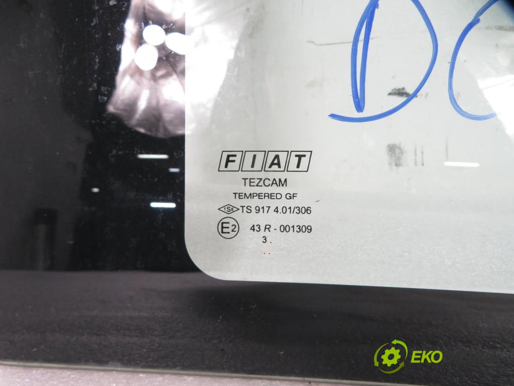 FIAT DOBLO Cargo (223_) KOMBIVAN 2002 74,00 1.9 JTD 100 - 182 B9.000 1910,00 Okno dverí pravé zadné sklápacie