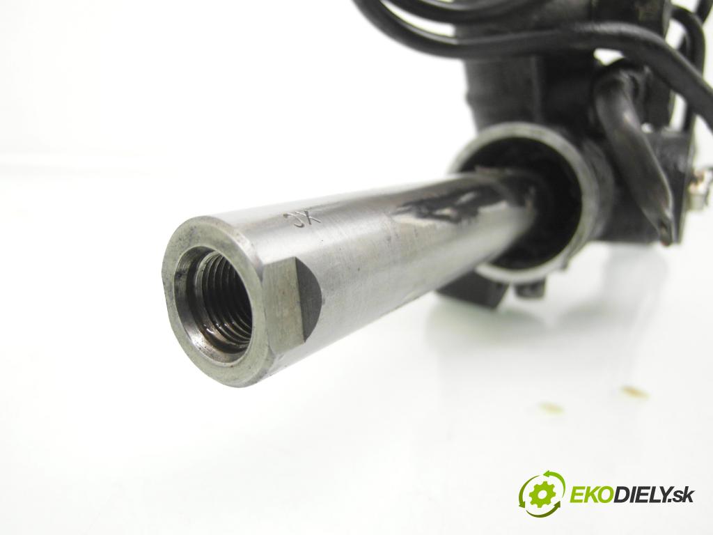 AUDI A4 (8D2, B5) SEDAN 1997 110,00 1.8 T 150 - AEB 1781,00 Riadenie ZE riadením 8D1422065J