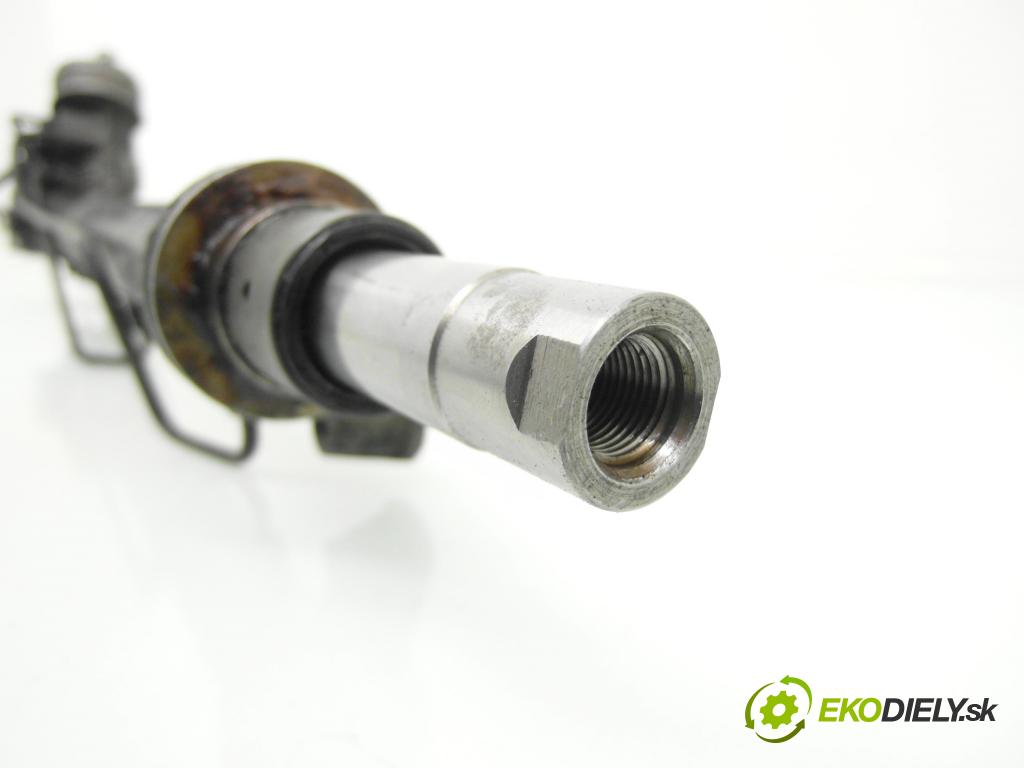 AUDI A4 (8D2, B5) SEDAN 1997 110,00 1.8 T 150 - AEB 1781,00 Riadenie ZE riadením 8D1422065J