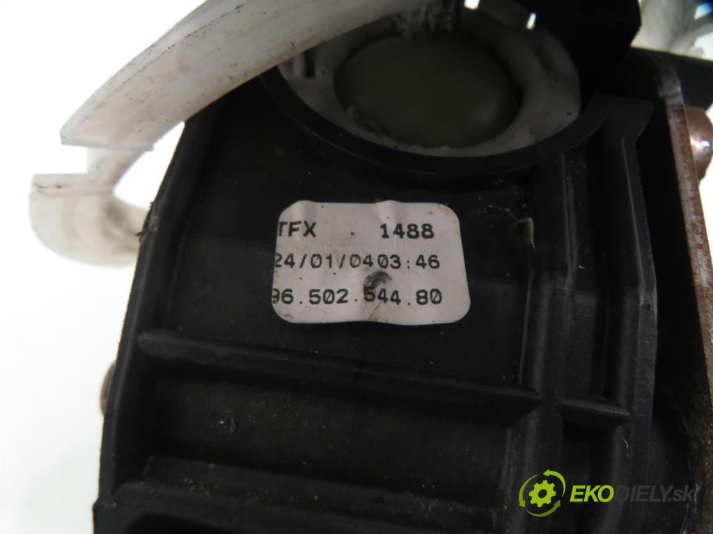 CITROEN C3 I (FC_) HB 2003 50,00 1.4 HDi 8V - 8HX 1398,00 ZVEDÁK: 9650254480