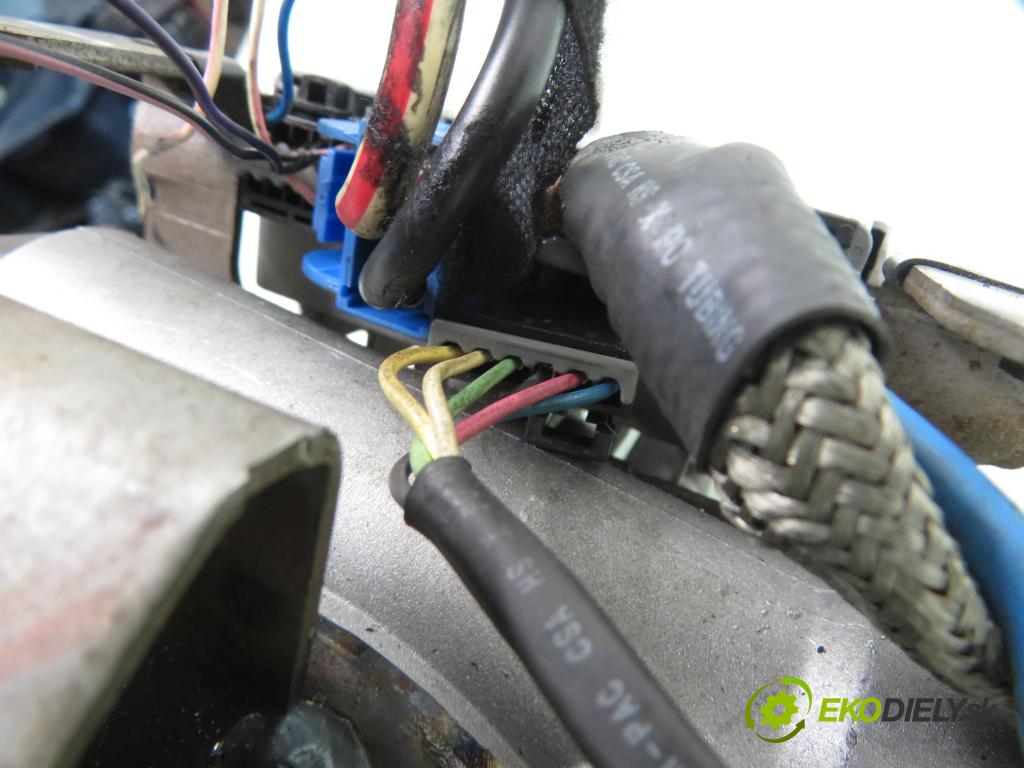 FIAT PUNTO (188_) HB 2002 44,00 1.2 60 - 188 A4.000 1242,00 SLOUPEC / PODPORA elektrický 26076971028 ; 26078330013 ; 26087456