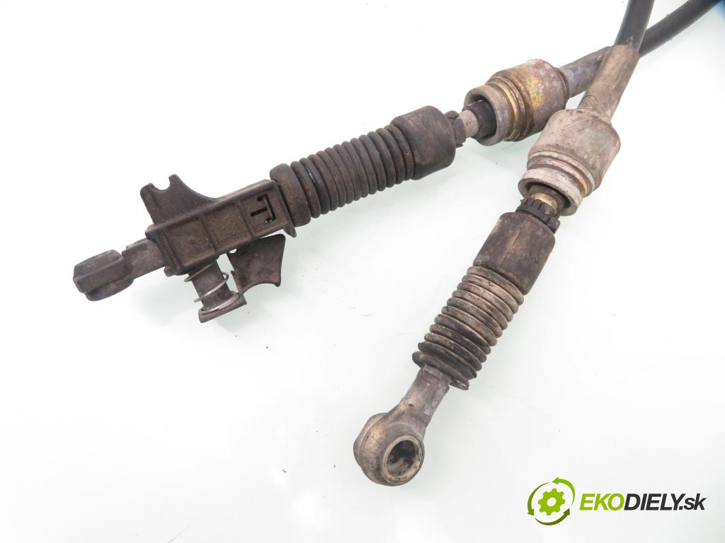 FIAT PUNTO (188_) HB 2002 44,00 1.2 60 - 188 A4.000 1242,00 ZVEDÁK: 46821889