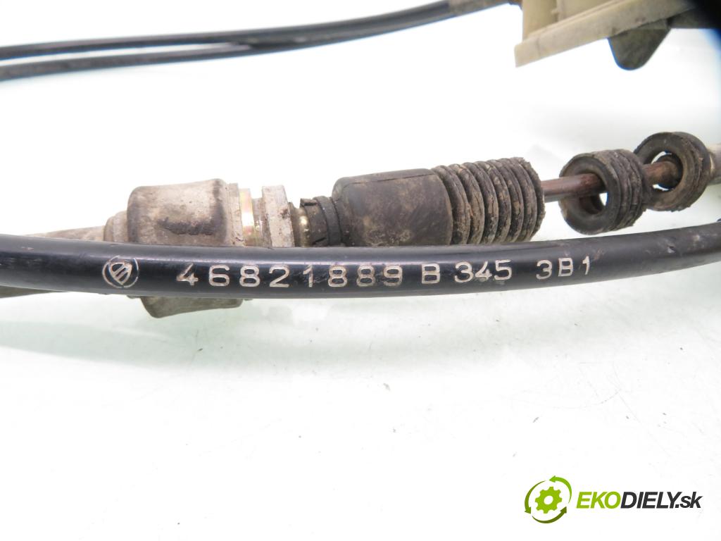 FIAT PUNTO (188_) HB 2002 44,00 1.2 60 - 188 A4.000 1242,00 ZVEDÁK: 46821889