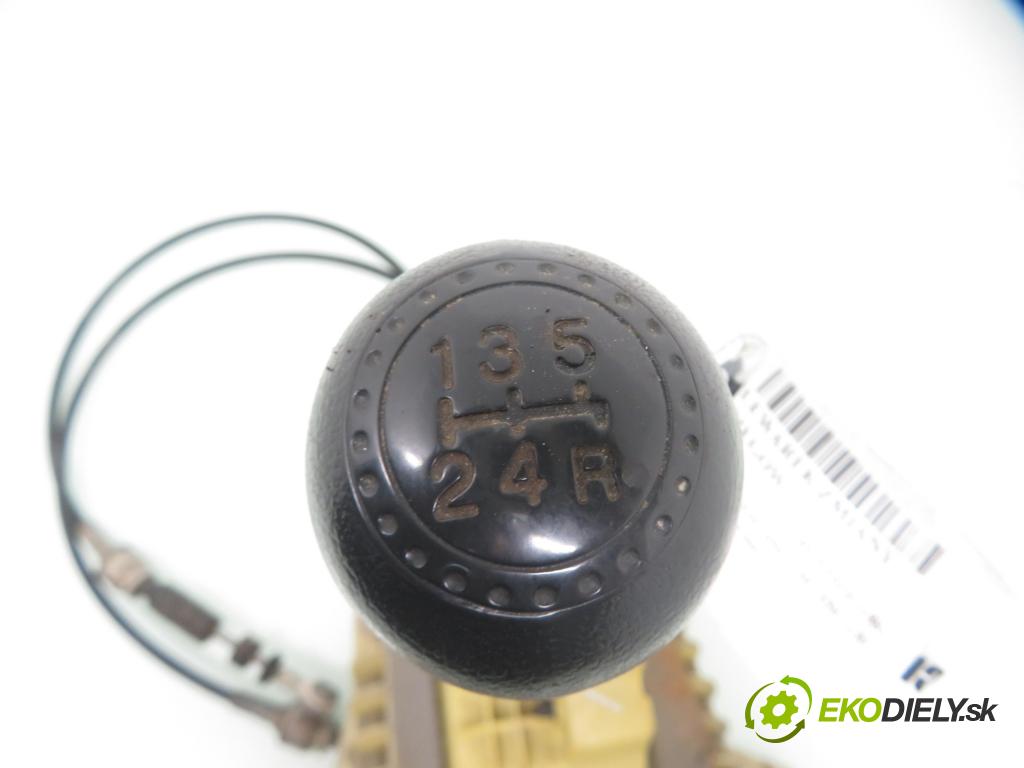 FIAT PUNTO (188_) HB 2002 44,00 1.2 60 - 188 A4.000 1242,00 ZVEDÁK: 46821889