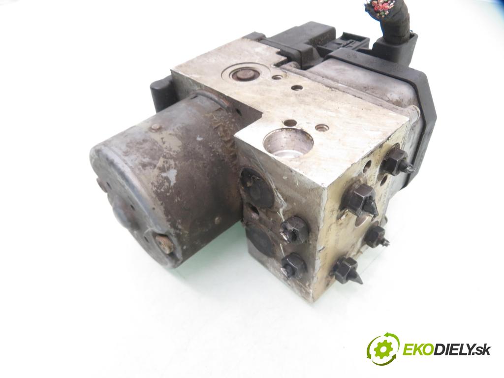 VW PASSAT B5 Variant (3B5) KOMBI 1999 85,00 1.9 TDI - ATJ 1896,00 pumpa ABS 0265220525 ; 8E0614111AH ; 0273004358 (Pumpa ABS)