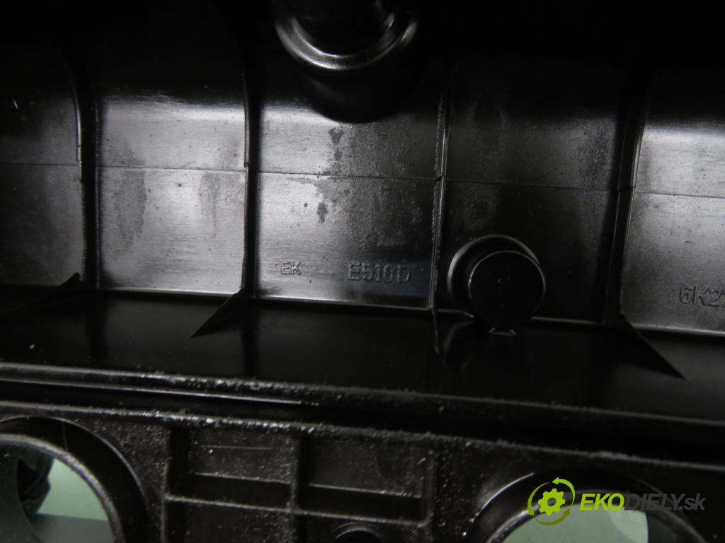 FORD FOCUS II Turnier (DA_, FFS, DS) KOMBI 2005 74,00 1.6 - HWDA 1596,00 Kryt Ventilov PA66GF25M15 ; E510D6K271