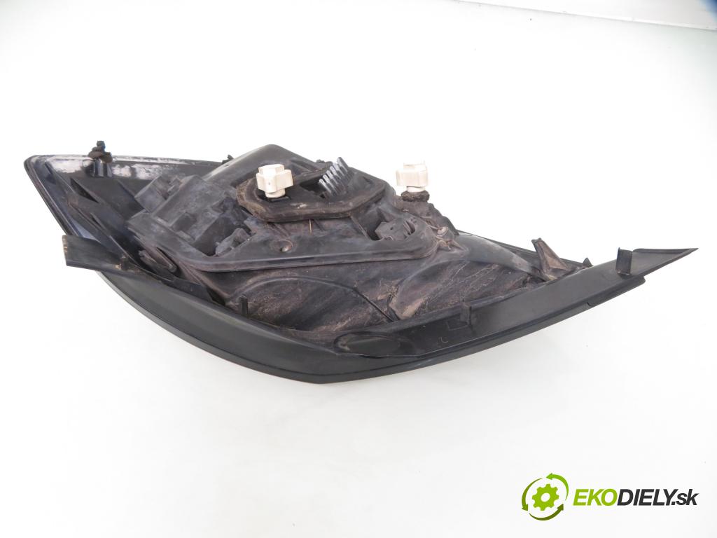 OPEL ASTRA H (A04) HB 2004 74,00 1.7 CDTI 100 - Z 17 DTH 1686,00 Svetlo ľavé zadné 24451835 ; 00865301