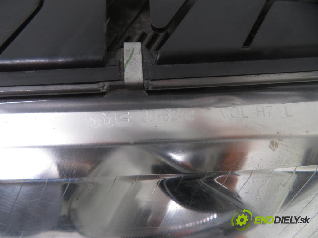 VW PASSAT B5.5 (3B3) SEDAN 2000 74,00 1.9 TDI PD 101 - AVB 1896,00 Svetlo LP 206244B