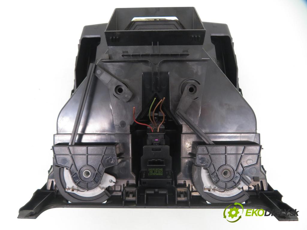 VW GOLF V (1K1) HB 2005 103,00 2.0 TDI 16V - BKD 1968,00 Mriežky kúrenia CENTRUM: 1K0819153B ; 1K0815735B ; 1K0919234B
