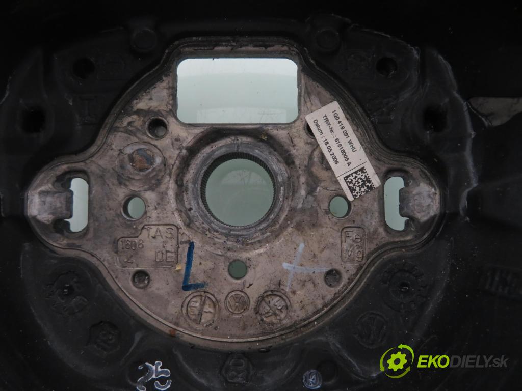 VW POLO (9N_) HB 2006 47,00 1.2 12V 64 - AZQ 1198,00 Volant 1Q0419091 ; 1K0419091M ; 6Q0880201T (Volant)