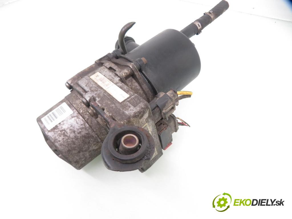 PEUGEOT 307 (3A/C) HB 2003 55,00 1.4 - KFW (TU3JP) 1360,00 Pumpa servočerpadlo 9647155780 ; 113092