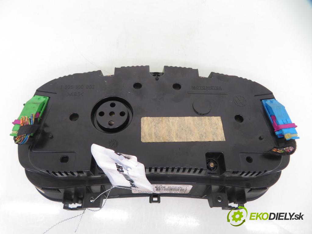 VW GOLF IV (1J1) HB 2000 66,00 1.9 TDI 90 - ALH 1896,00 Prístrojovka elektrický 0263618182 ; 1J0920822B ; 1035100002