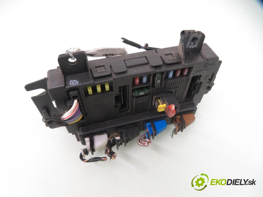 FIAT PANDA (169_) HB 2008 44,00 1.2 60 - 188 A4.000 1242,00 MODUL BSI S118578020J ; 51783782