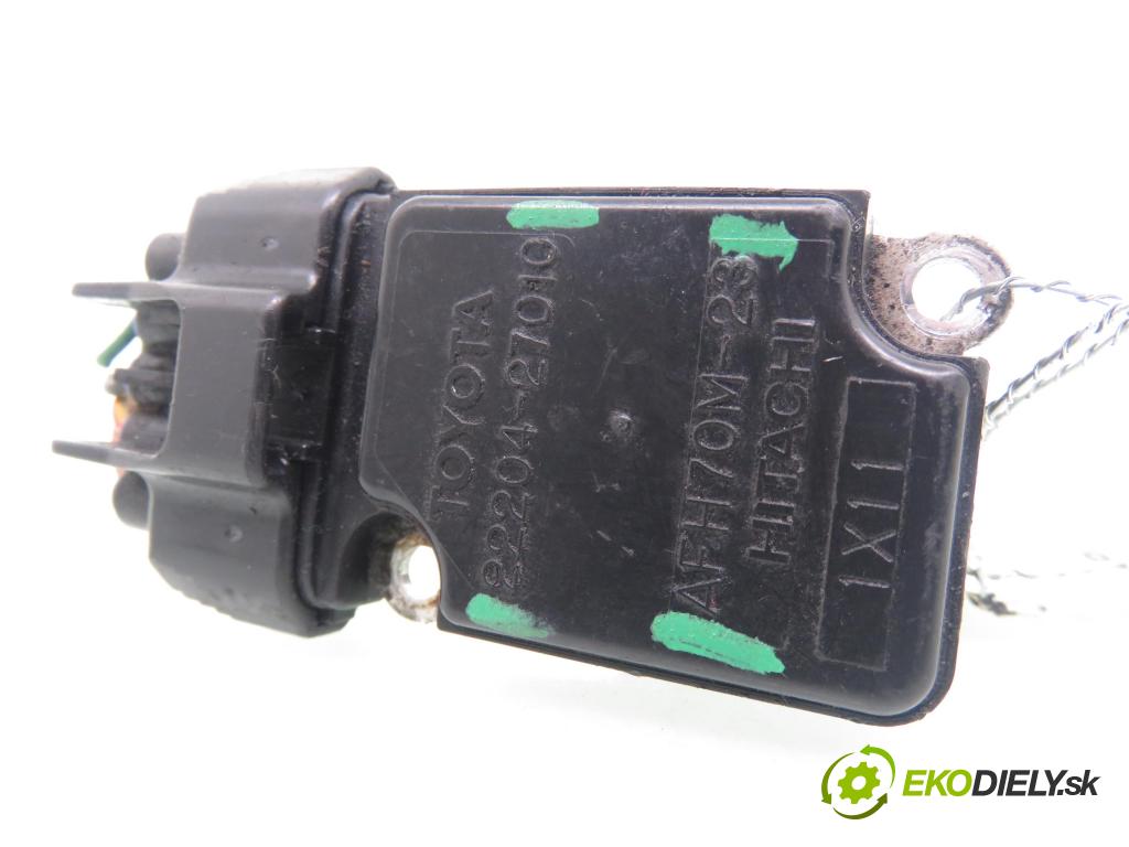 TOYOTA COROLLA Verso (_E12_) MINIVAN 2002 66,00 2.0 D-4D (CDE120_) - 1CD-FTV 1995,00 váha vzduchu vzduchu 2220427010 ; AFH70M23