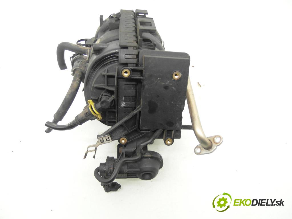 OPEL CORSA C (X01) HB 2006 44,00 1 - Z 10 XEP 998,00 Potrubie 1928498092 ; 0280600065