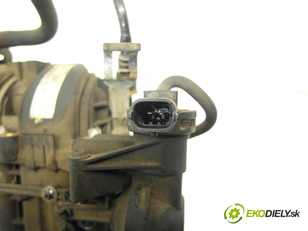OPEL CORSA C (X01) HB 2006 44,00 1 - Z 10 XEP 998,00 Potrubie 1928498092 ; 0280600065