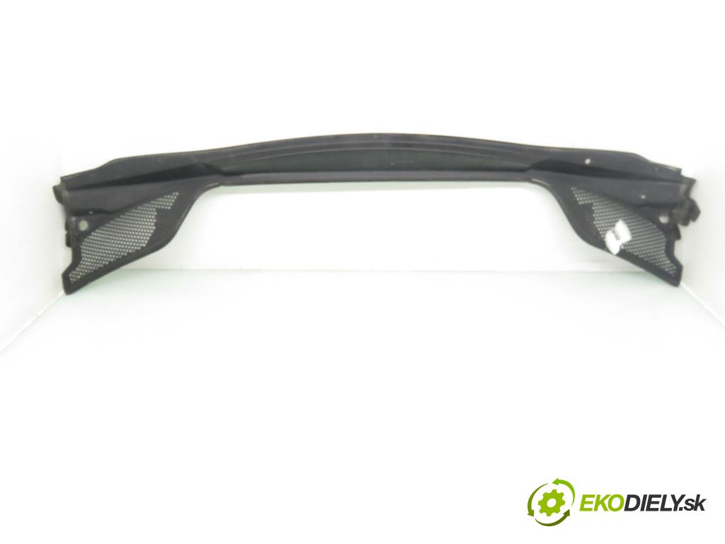 CITROEN C4 I (LC_) HB 2010 88,00 1.6 VTi 120 - 5FW (EP6) 1598,00 Torpédo, plast pod čelné okno 96583760XT (Torpédo (plast pod čelným sklom))