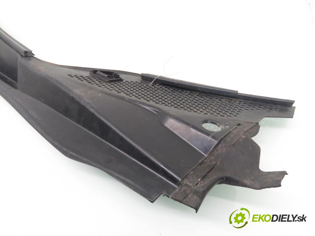 CITROEN C4 I (LC_) HB 2010 88,00 1.6 VTi 120 - 5FW (EP6) 1598,00 Torpédo, plast pod čelné okno 96583760XT (Torpédo (plast pod čelným sklom))