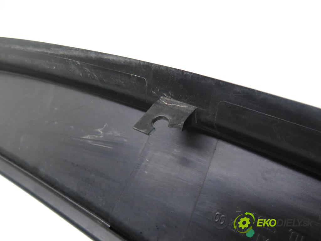 CITROEN C4 I (LC_) HB 2010 88,00 1.6 VTi 120 - 5FW (EP6) 1598,00 Torpédo, plast pod čelné okno 96583760XT (Torpédo (plast pod čelným sklom))