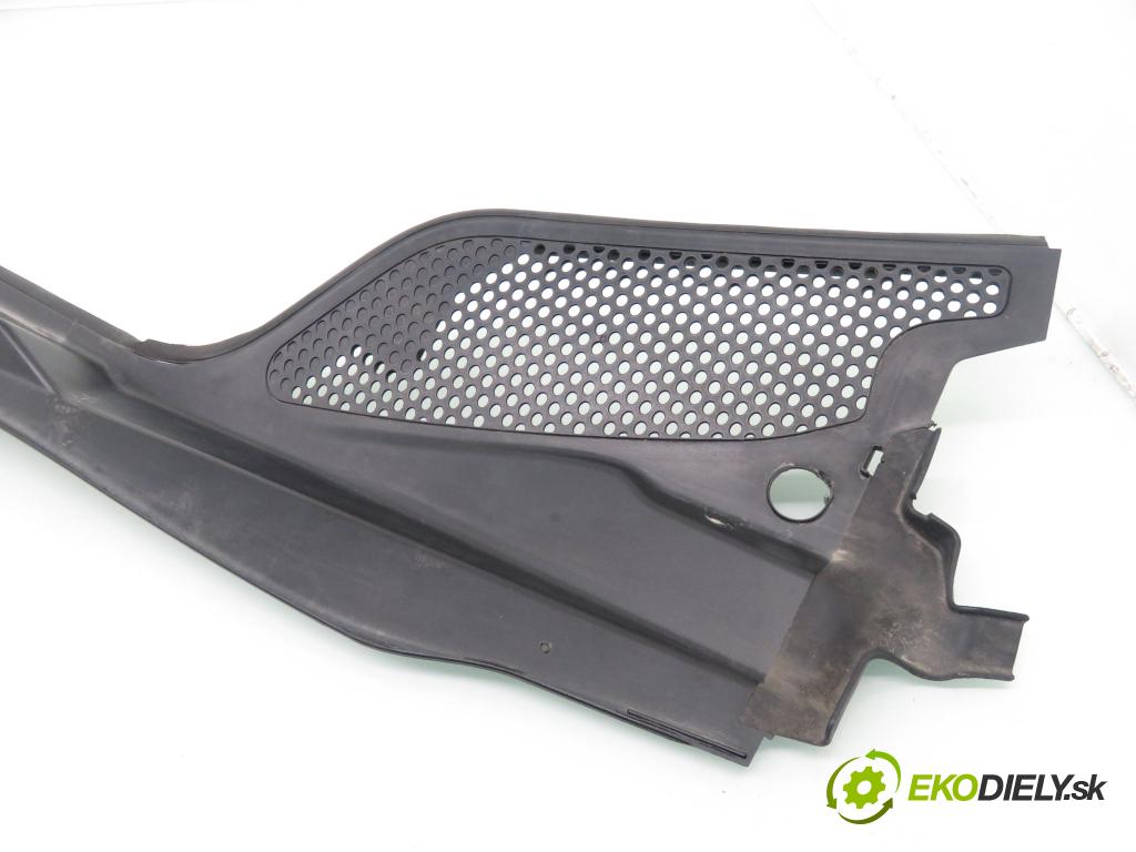 CITROEN C4 I (LC_) HB 2010 88,00 1.6 VTi 120 - 5FW (EP6) 1598,00 Torpédo, plast pod čelné okno 96583760XT (Torpédo (plast pod čelným sklom))