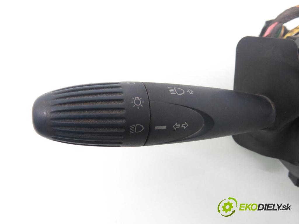 FIAT DOBLO Cargo (223_) KOMBIVAN 2002 74,00 1.9 JTD 100 - 182 B9.000 1910,00 páčka/prepínač 852062