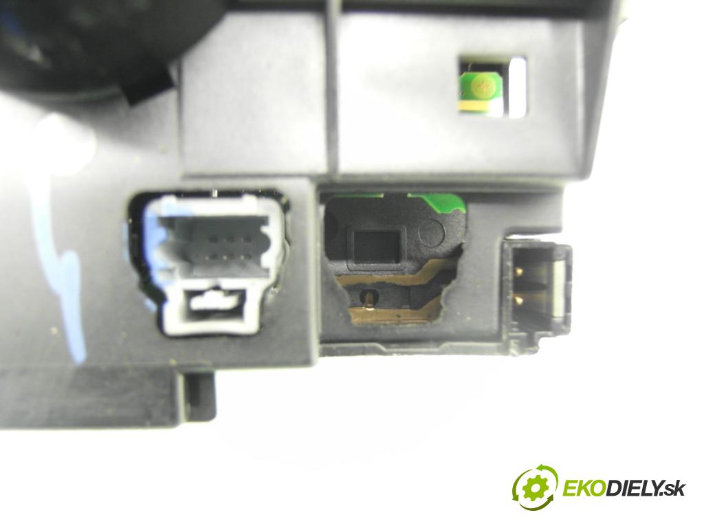 PEUGEOT 206 liftback (2A/C) HB 2001 440,00 1.1 i - HFX (TU1JP) 1124,00 PAKA/ŘAZENÍ/SADA: 96542572XT ; COM2000