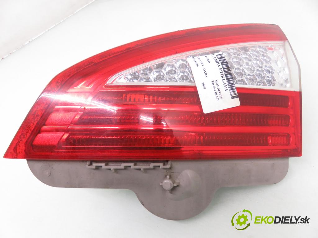 FORD MONDEO IV Turnier (BA7) KOMBI 2009 103,00 2.0 TDCi - QXBA 1997,00 Svetlo pravé zadné kufor 7S7113A602B