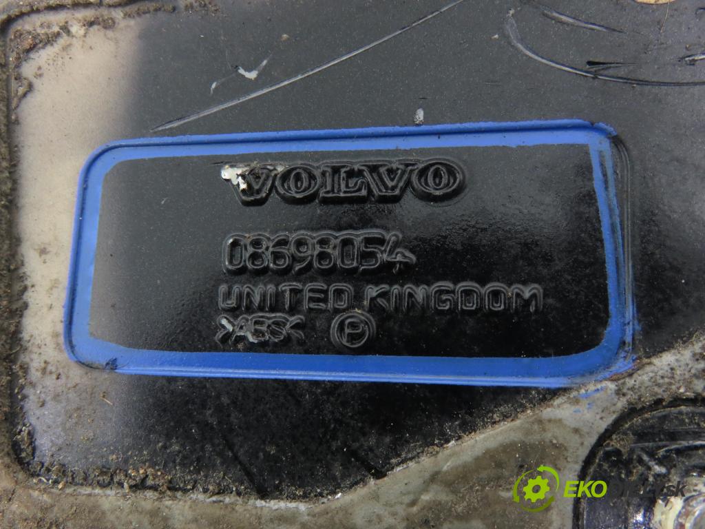 VOLVO V50 (MW) KOMBI 2005 100,00 2.0 D 136 - D 4204 T (PSA) 1997,00 SPOJLER: dverí 08698054
