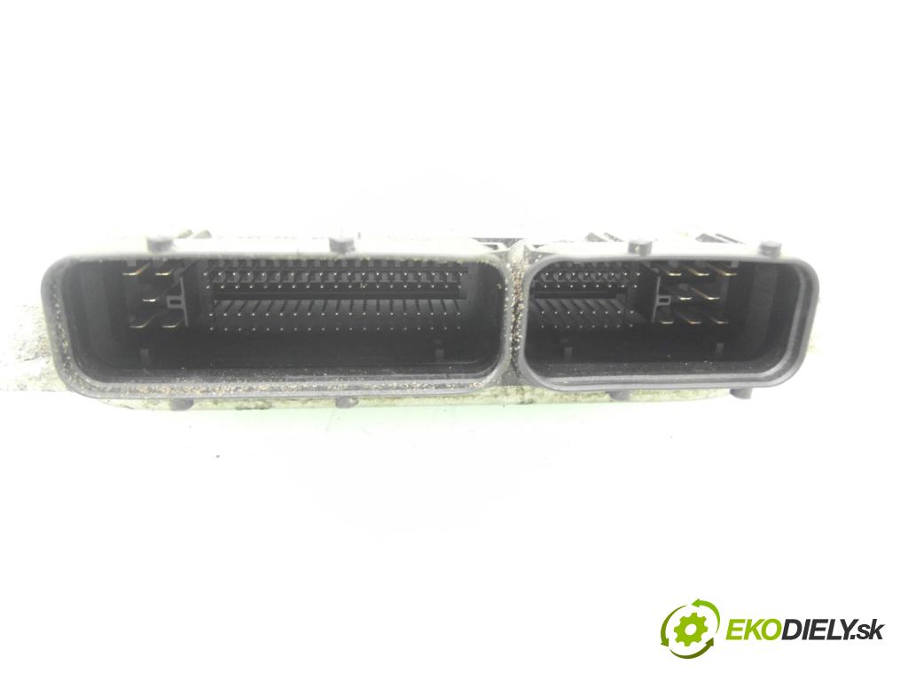 SEAT LEON (1M1) HB 2001 66,00 1.9 TDI 90 - ALH 1896,00 Riadiaca jednotka Motor 038906012CA ; 0281010230