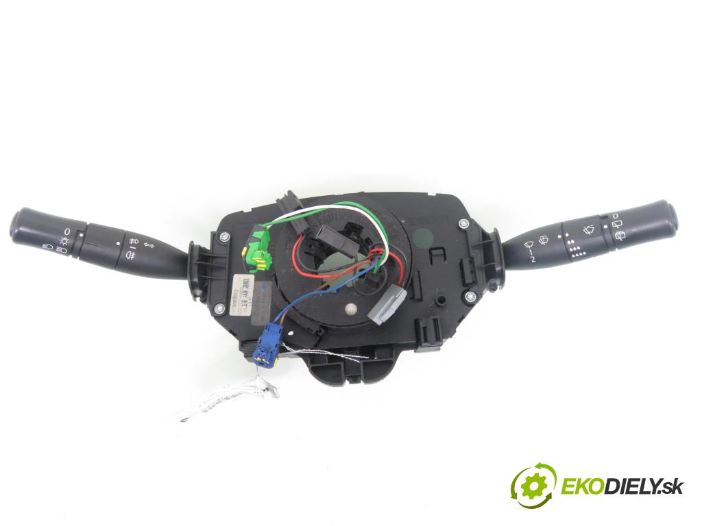 RENAULT MEGANE II (BM0/1_, CM0/1_) HB 2003 63,00 1.5 dCi 86 - K9K 724 1461,00 páčka/prepínač 8200216462